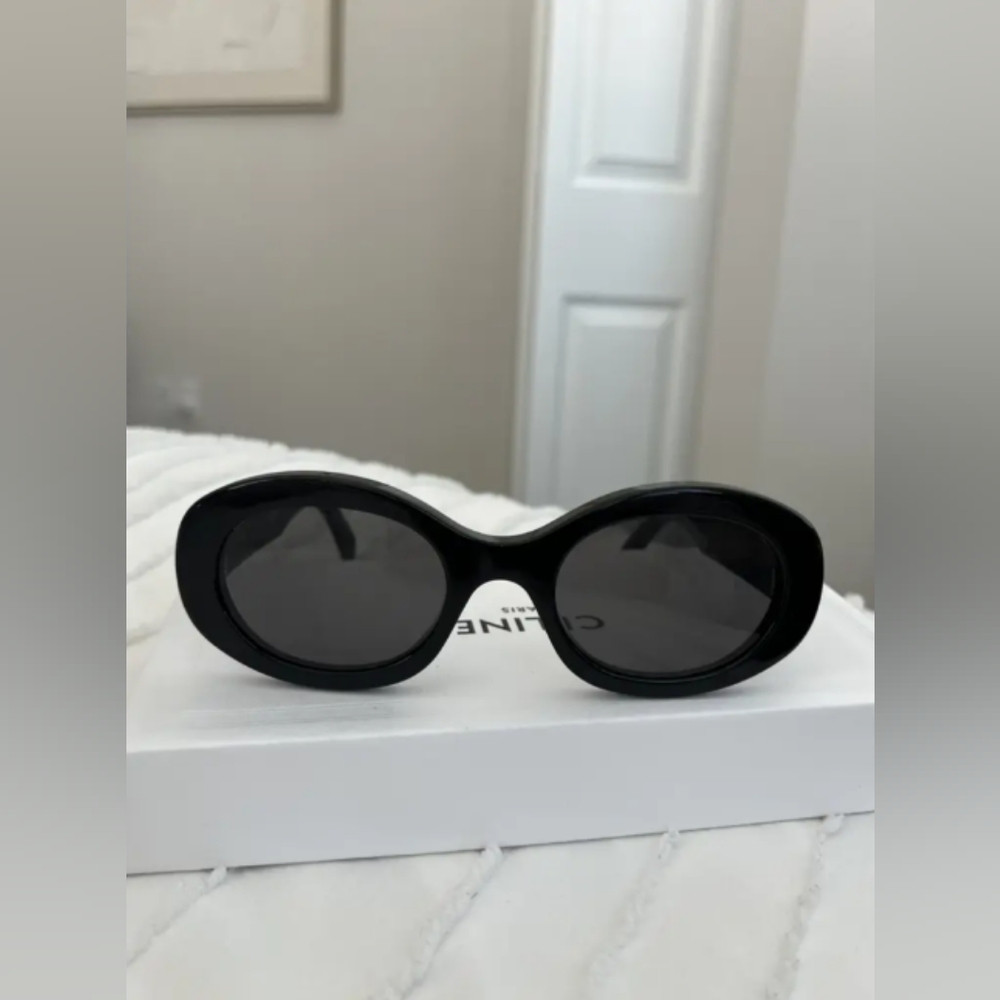 Celine Triomphe Oval Sunglasses Black